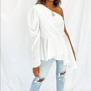 Vestique | NWT Zoe Top